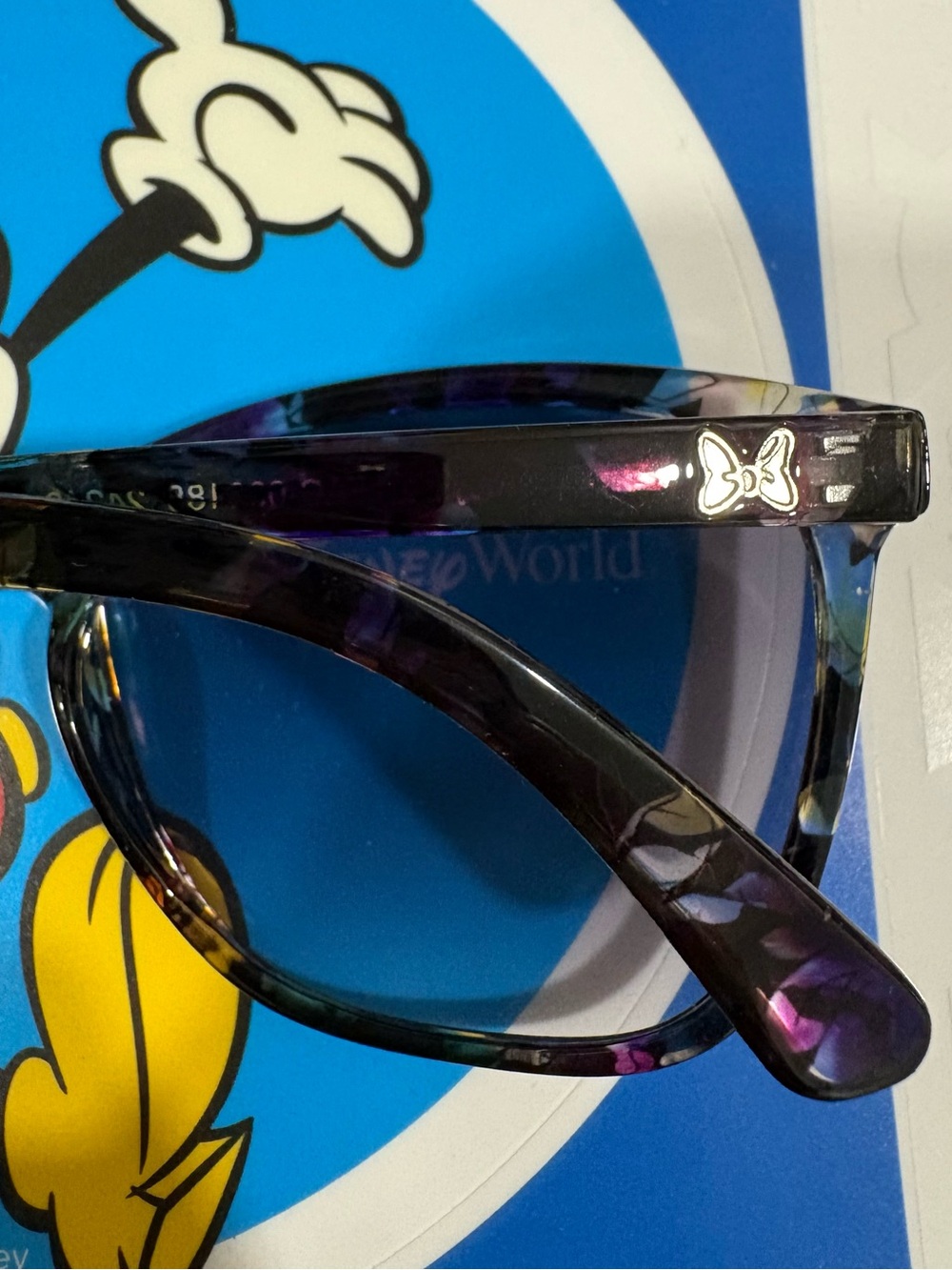 Disney Minnie Floral Sunglasses. - Picture 9 of 10